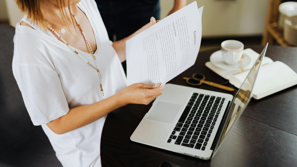 contrato de prestação de serviços de transporte de cargas